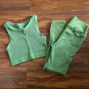 Aerie offline workout set